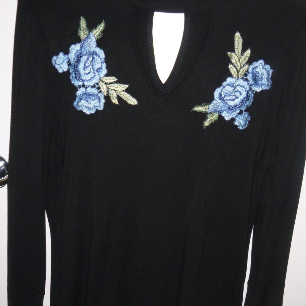 Unique Spectrum- Women's soft knit top